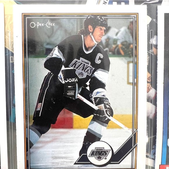 Wayne Gretzky 24 Various NHL Collector Cards 1990 to 1995! - Picture 11 of 16